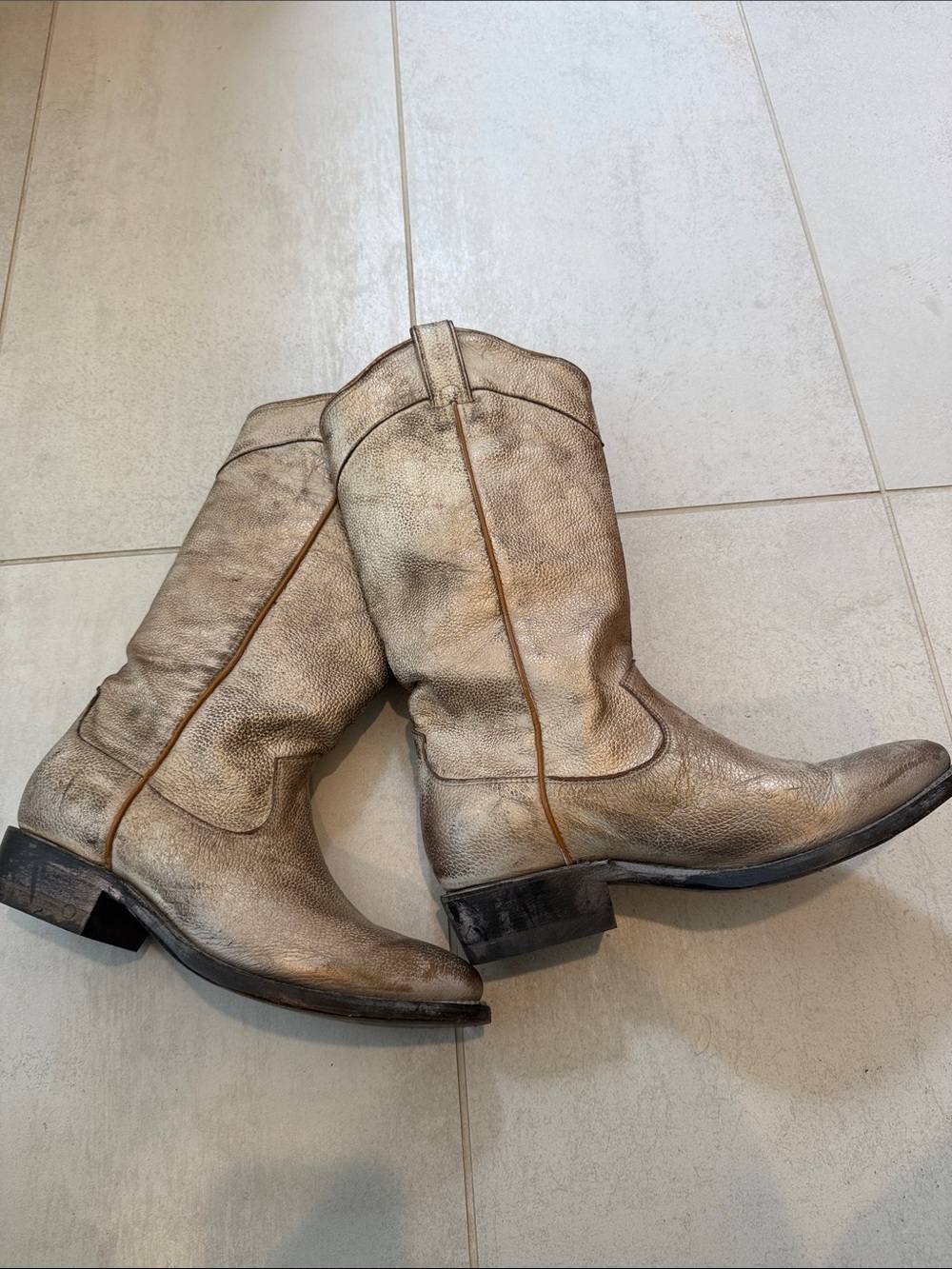 Frye Metallic Beige/Tan Leather Heeled Cowboy Boots
